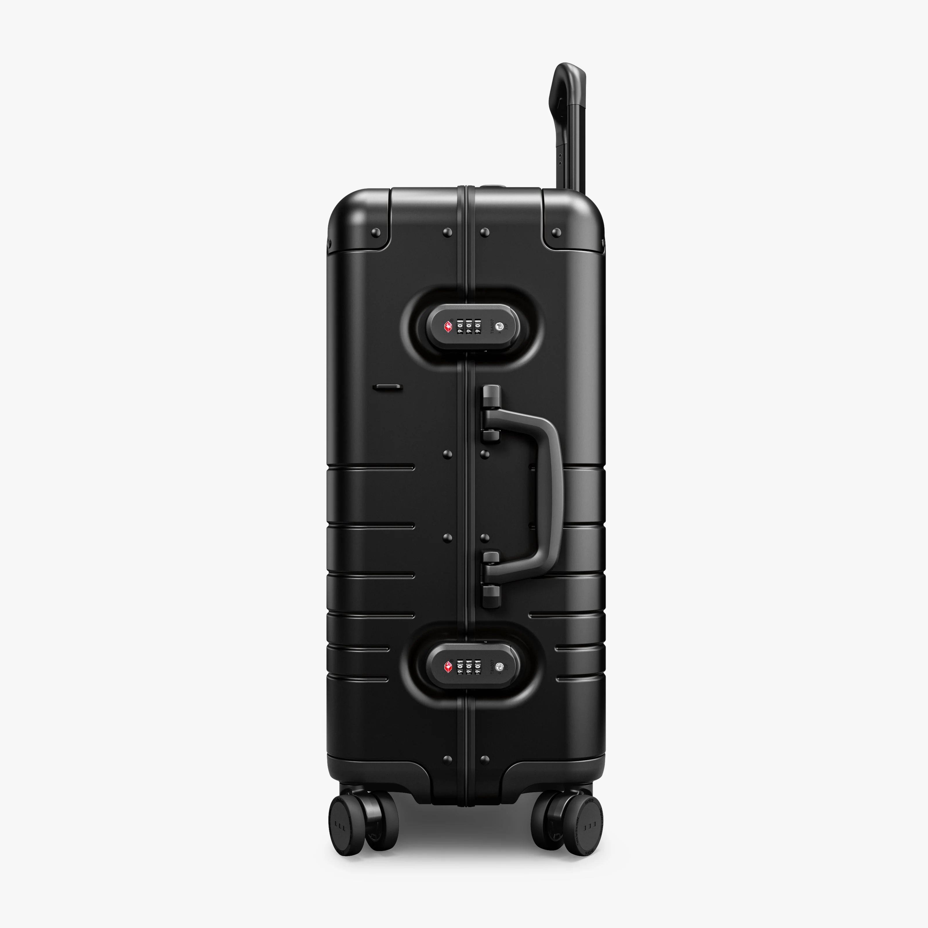 Aluminum Carry-On Plus - Image 23