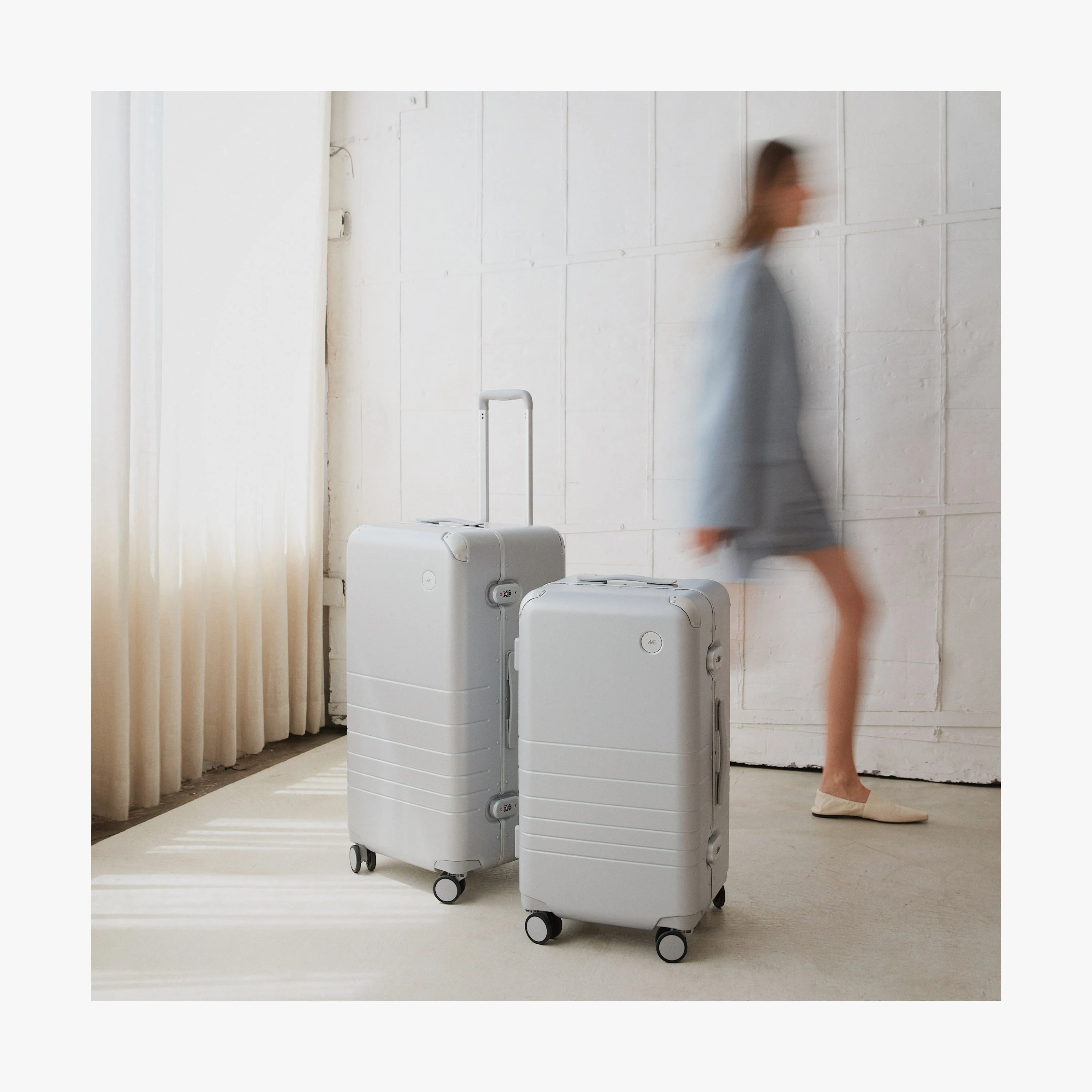 Hybrid Carry-On - Image 115
