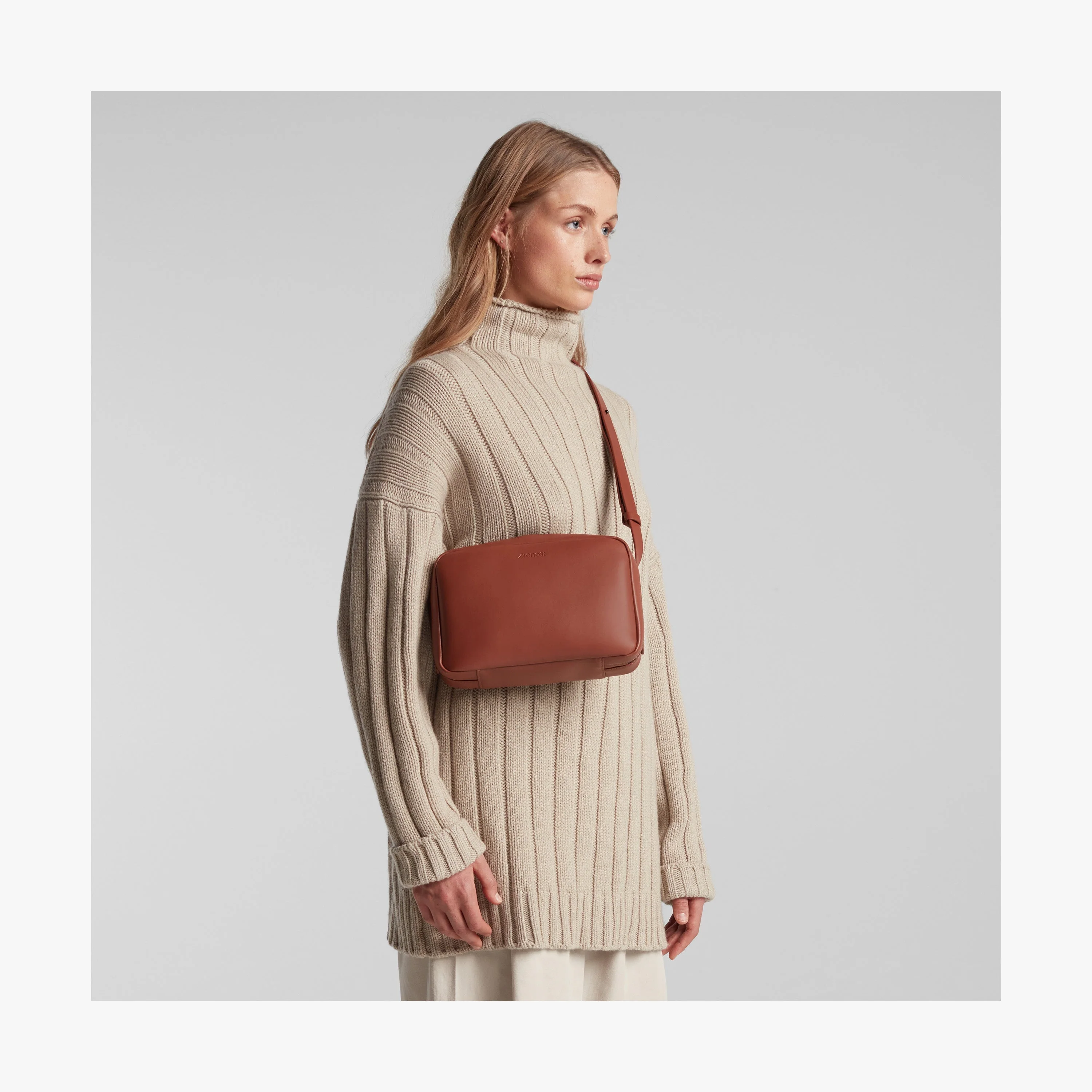 Metro Crossbody - Image 36