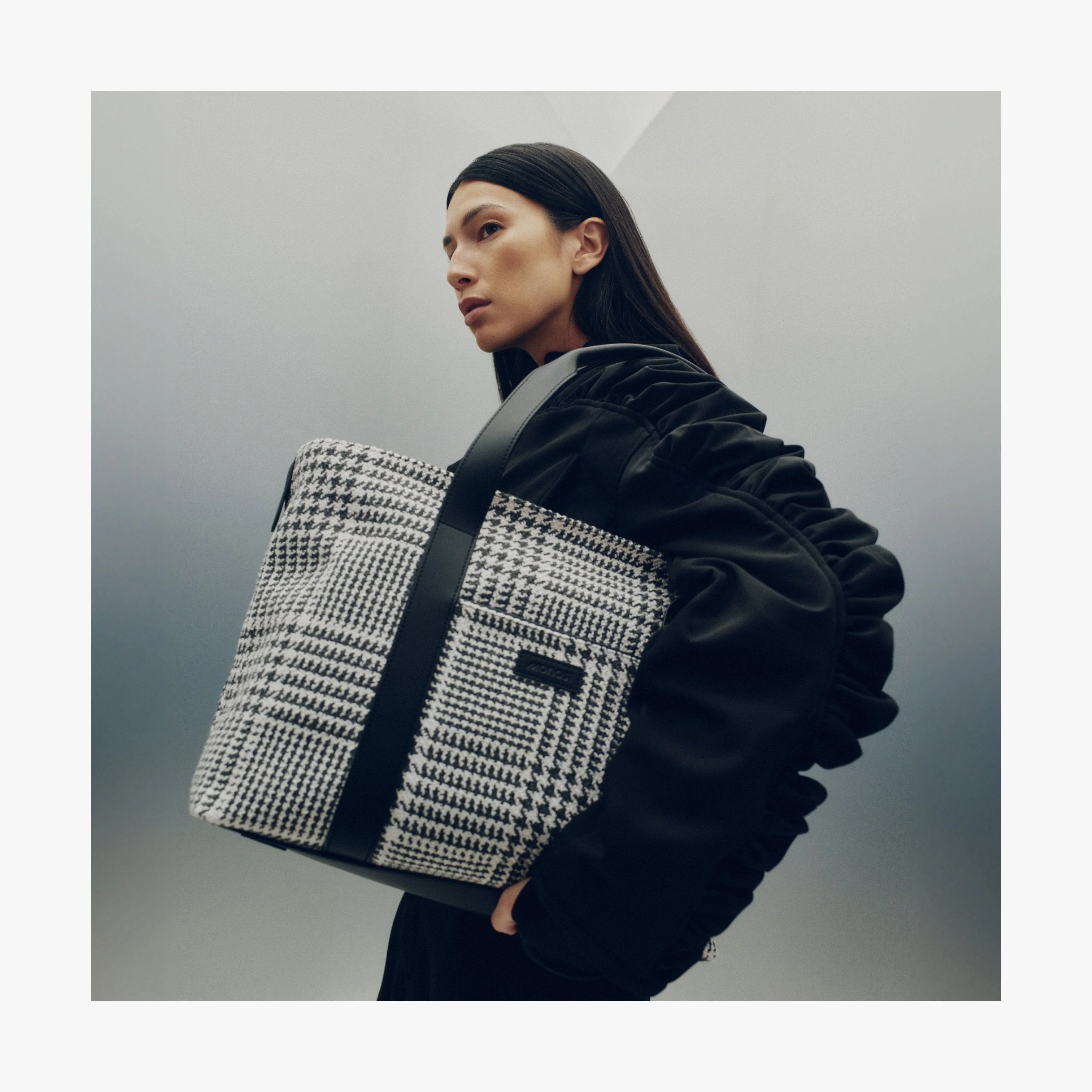 Metro Tote - Image 42